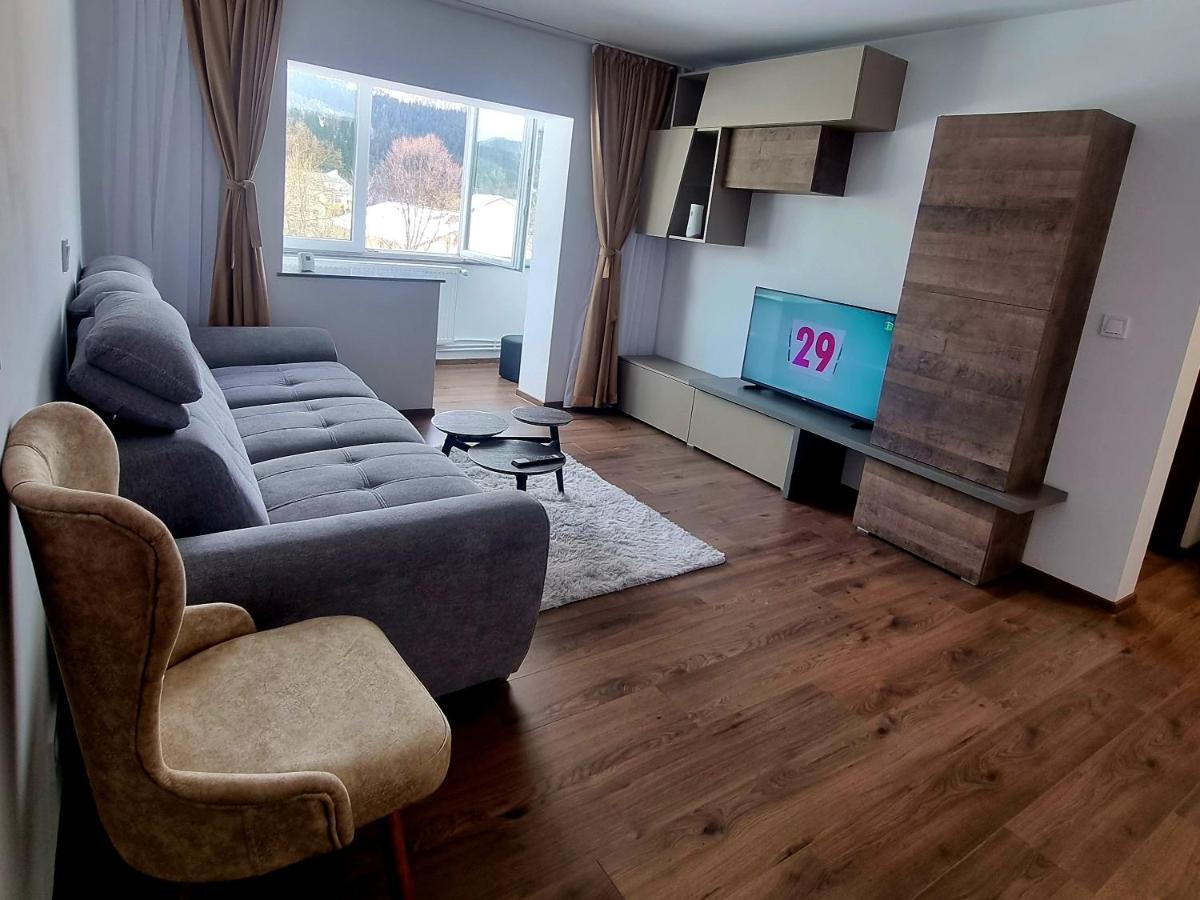 Apartament Eve Câmpulung Moldovenesc Esterno foto