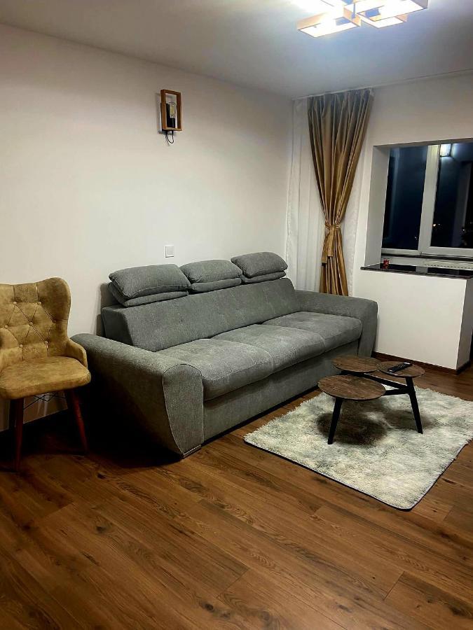 Apartament Eve Câmpulung Moldovenesc Esterno foto